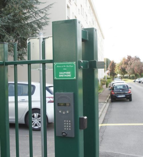 Cloture-Vexin-controle-access-2-1-687x1030